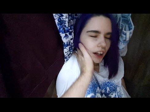 ❤️ Nire ahizpa armairuan aurkitu eta lagundu zion esperma Izorratu bideoa  %eu.yh9n.topan ❌️❤