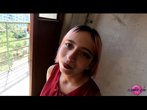 ❤️ Ikasle sentsuak arrotz bat zurrupatzen du kanpoaldean - Cum On His Face Izorratu bideoa  %eu.yh9n.topan ❌️❤
